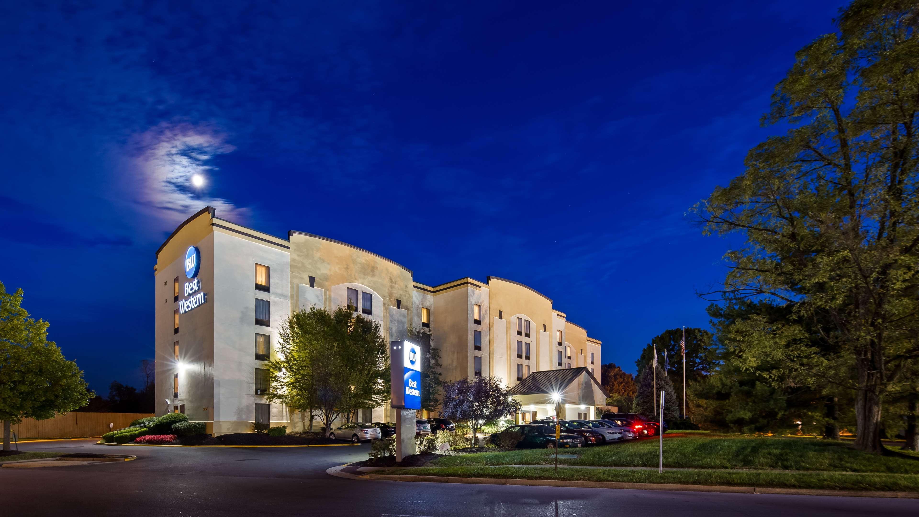 Best Western Louisville East Inn & Suites Exterior foto