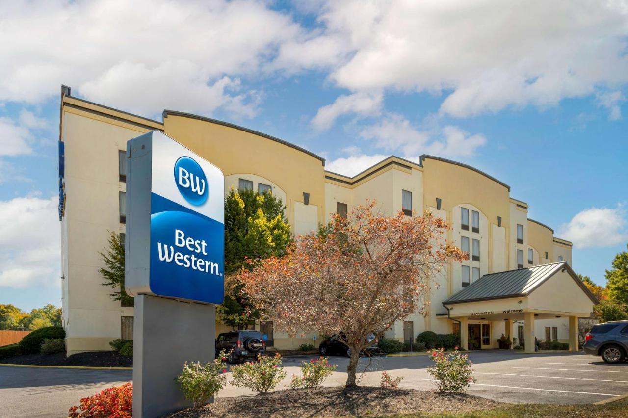 Best Western Louisville East Inn & Suites Exterior foto